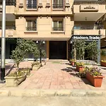 The Bold & Bright 3Bdr Apt 15 Min To Airport