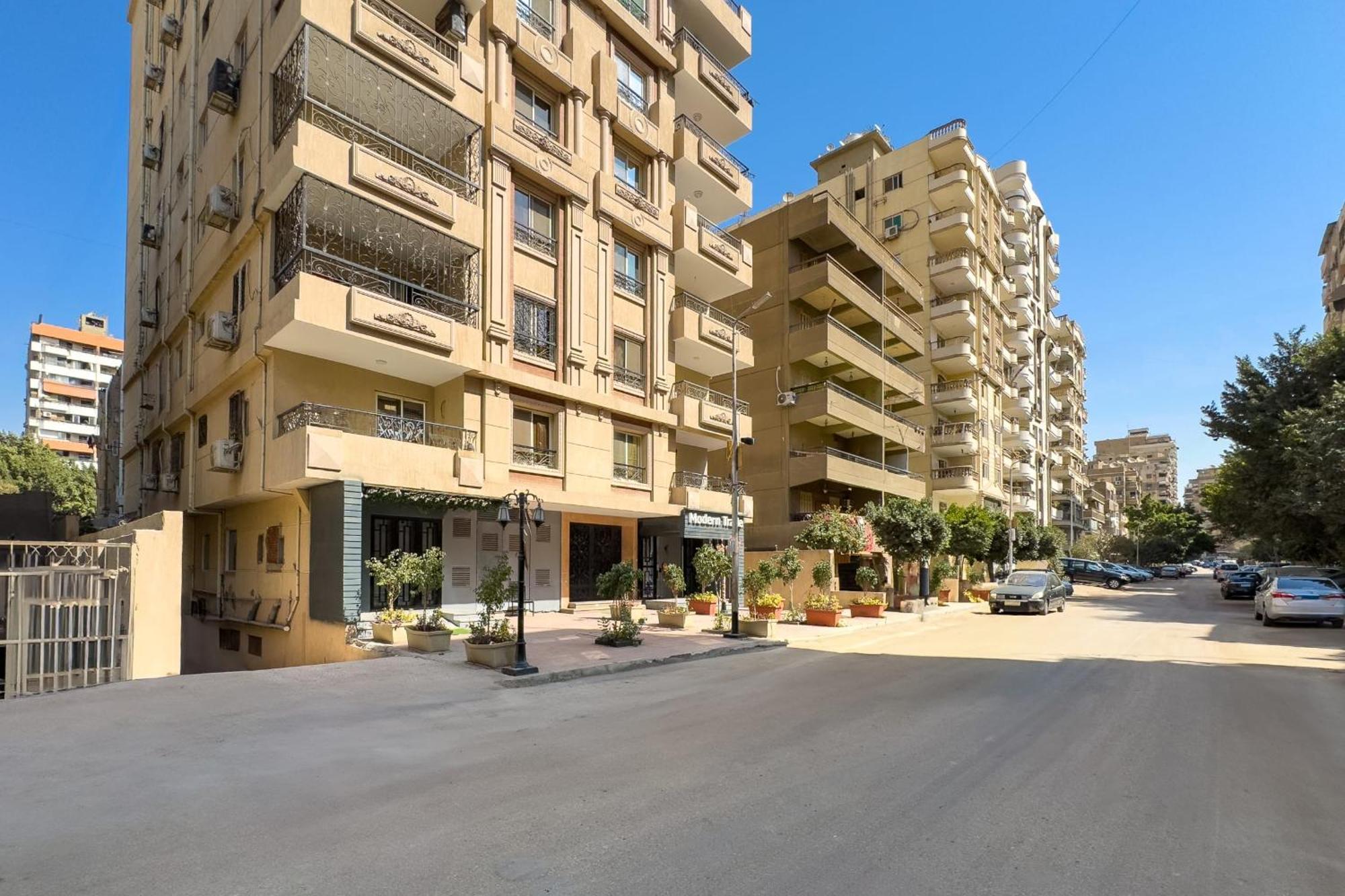 Apartment The Bold & Bright 3bdr 15 Min To Airport