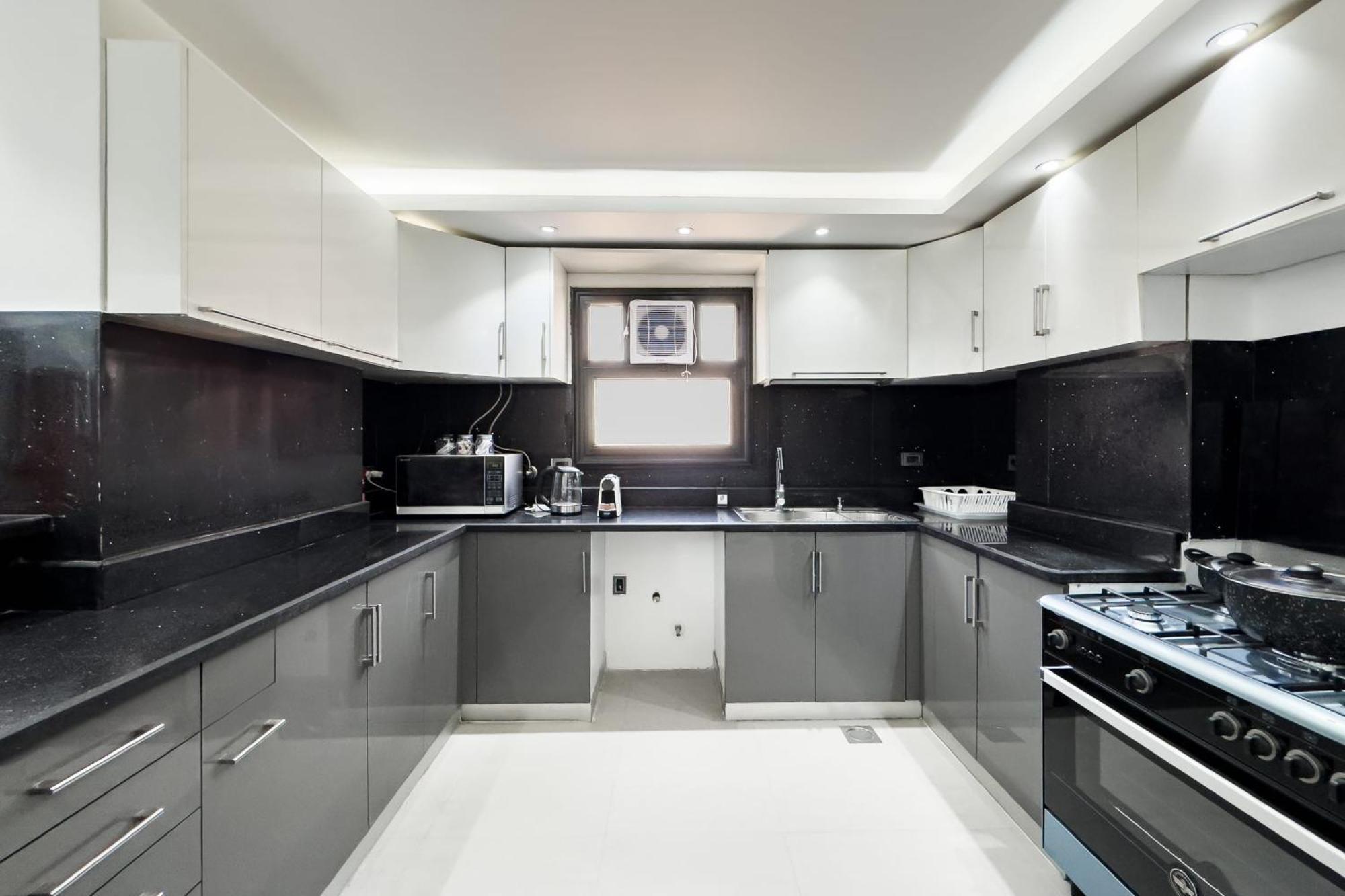 The Bold & Bright 3bdr 15 Min To Airport