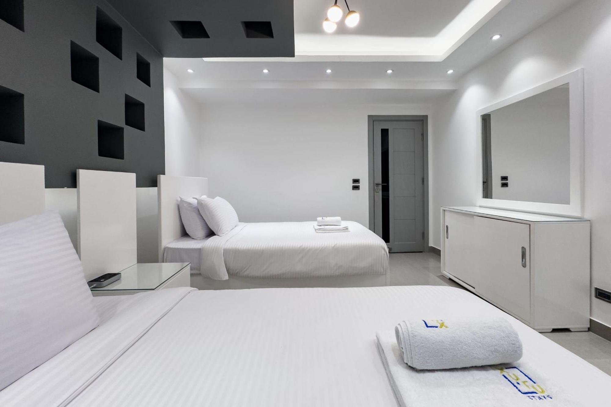 The Bold & Bright 3bdr 15 Min To Airport *